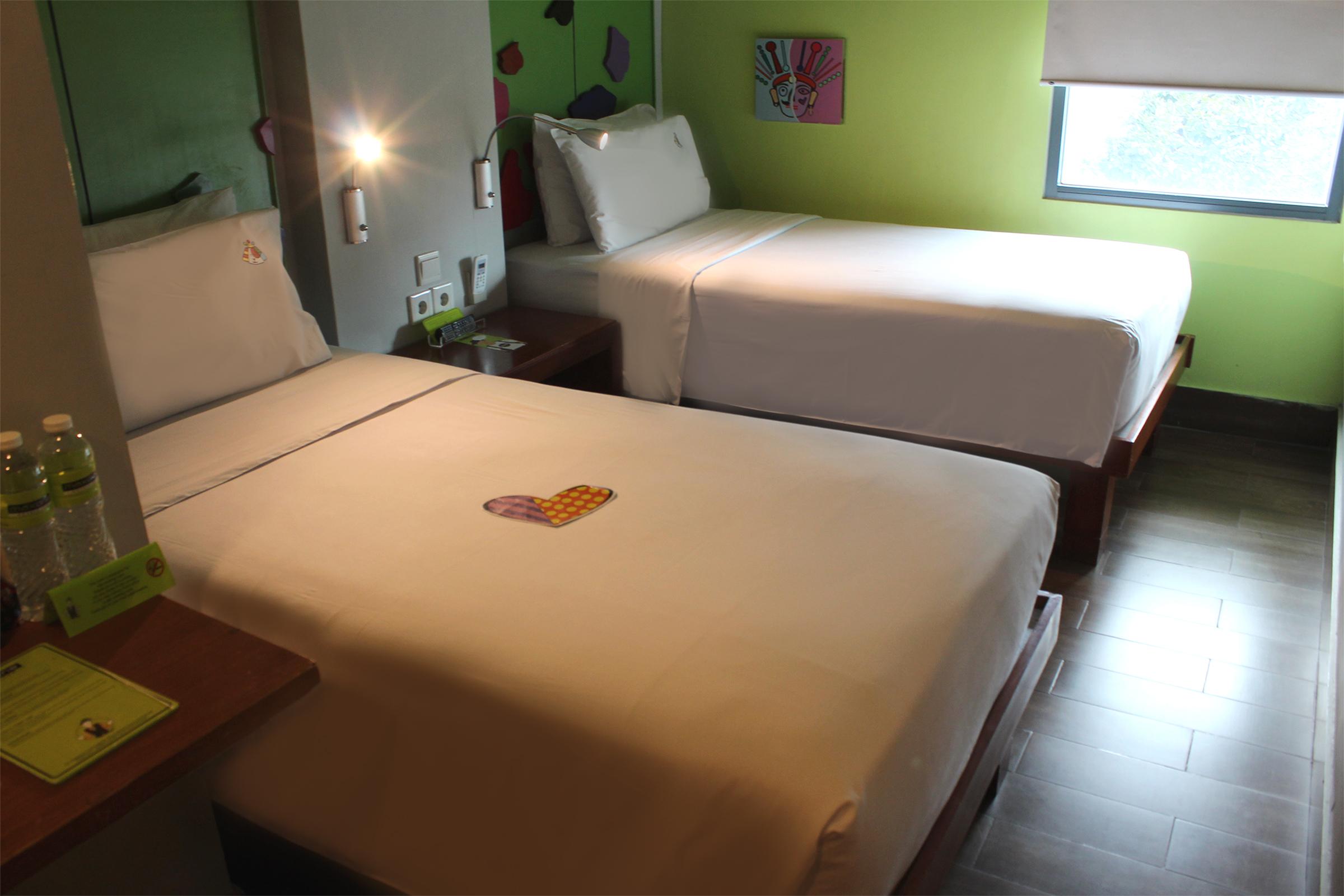MaxOneHotels.com アット サバン ジャカルタ エクステリア 写真