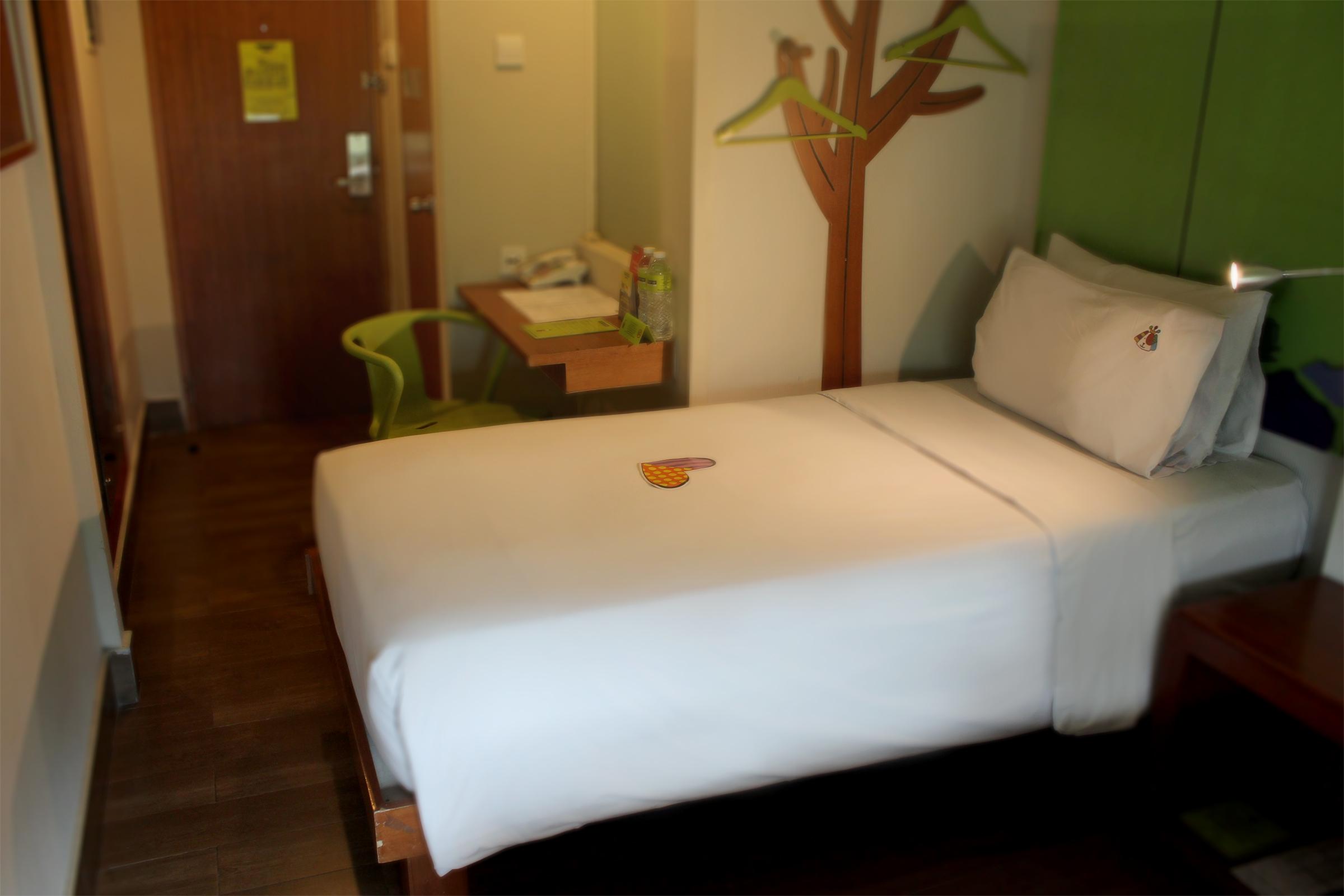 MaxOneHotels.com アット サバン ジャカルタ エクステリア 写真