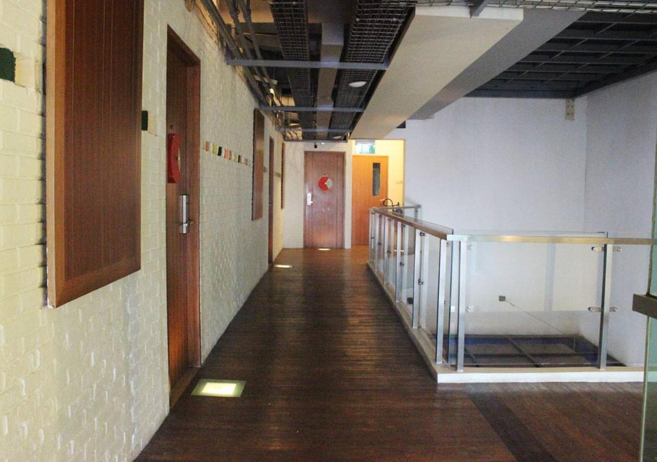 MaxOneHotels.com アット サバン ジャカルタ エクステリア 写真